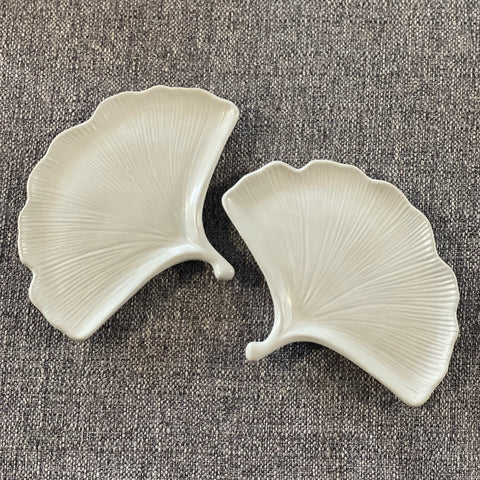 Ginkgo Leaf Concrete Dish
