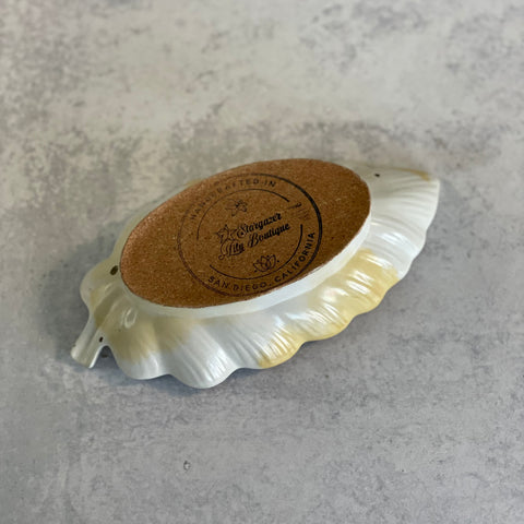 Leaf Concrete Dish