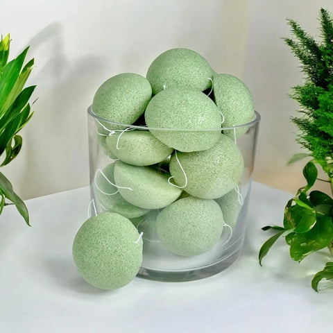 Natural Konjac Facial Cleansing Sponge - Seafoam Green
